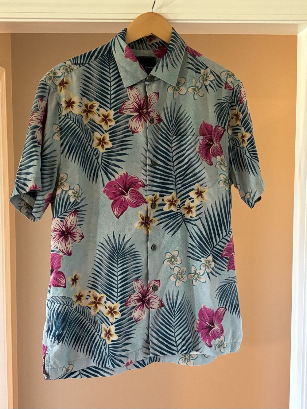 Tommy Bahama Light Blue Floral Palm-Print Short Sleeve Shirt Silk